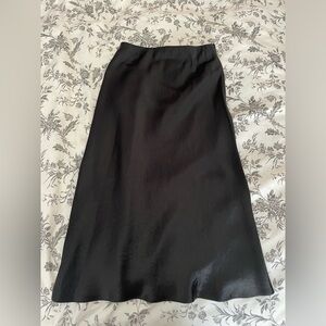 Aritzia Babaton satin midi skirt